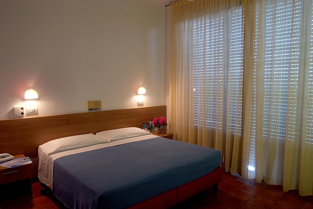 Albergo Le Sorgenti Chianciano Terme Exteriör bild