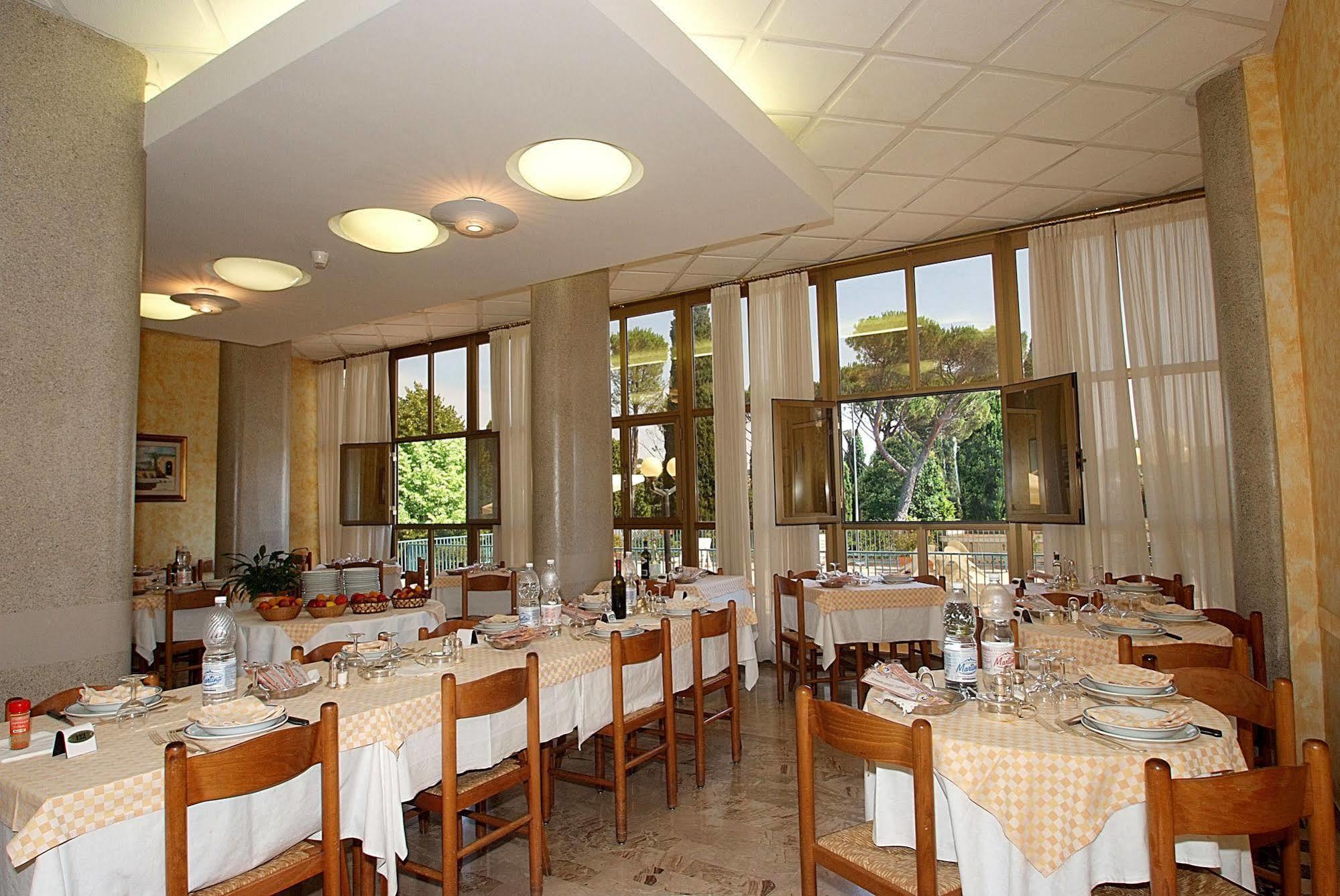 Albergo Le Sorgenti Chianciano Terme Exteriör bild