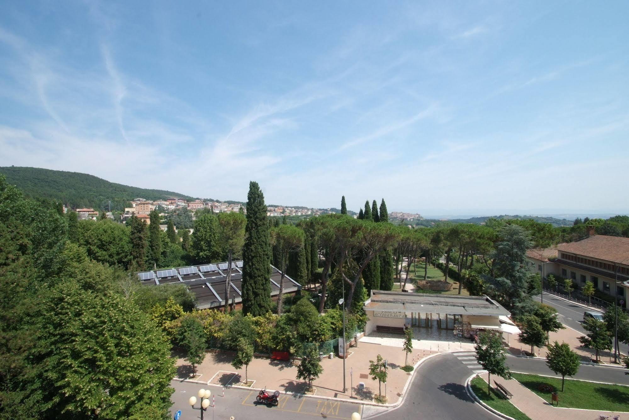 Albergo Le Sorgenti Chianciano Terme Exteriör bild
